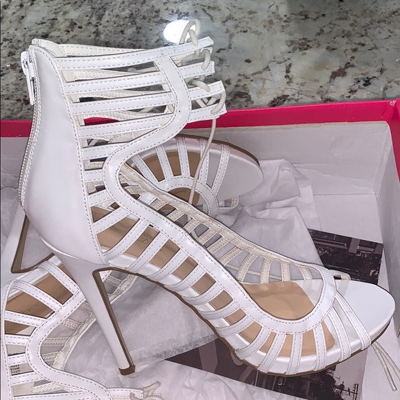 Heels - Picture 1 of 6